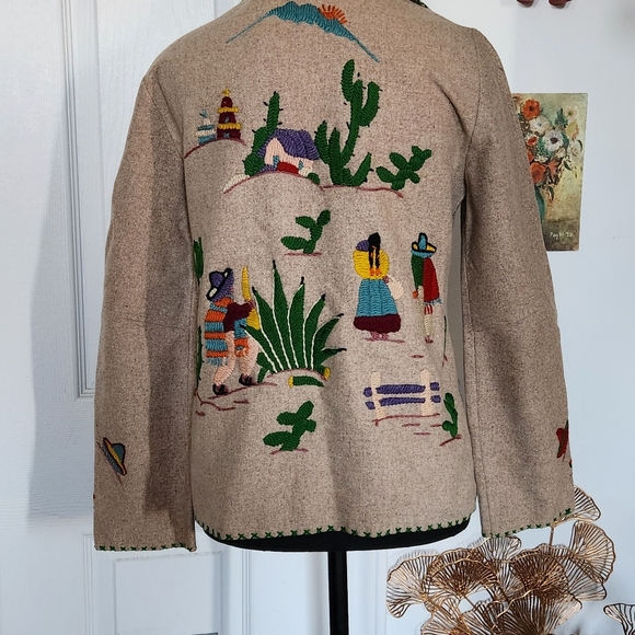 1940s 50s women's embroidered wool Mexican tourist jacket - Picture 8 of 11